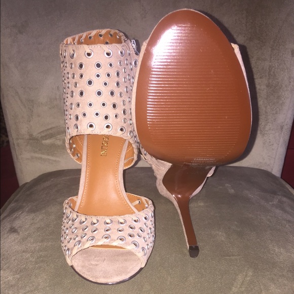 Taupe Branon High Heel Sandal/NWOT - Picture 4 of 4